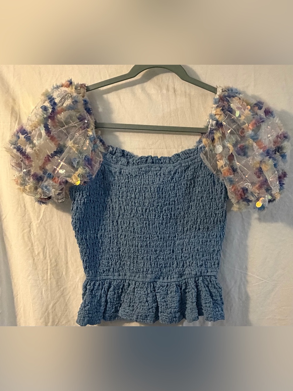 And the Why California  Blue Smocked Top with Multi-Color Puff Sleeves Sz Small